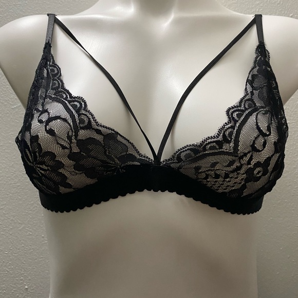 Black lace bralette - Picture 2 of 4